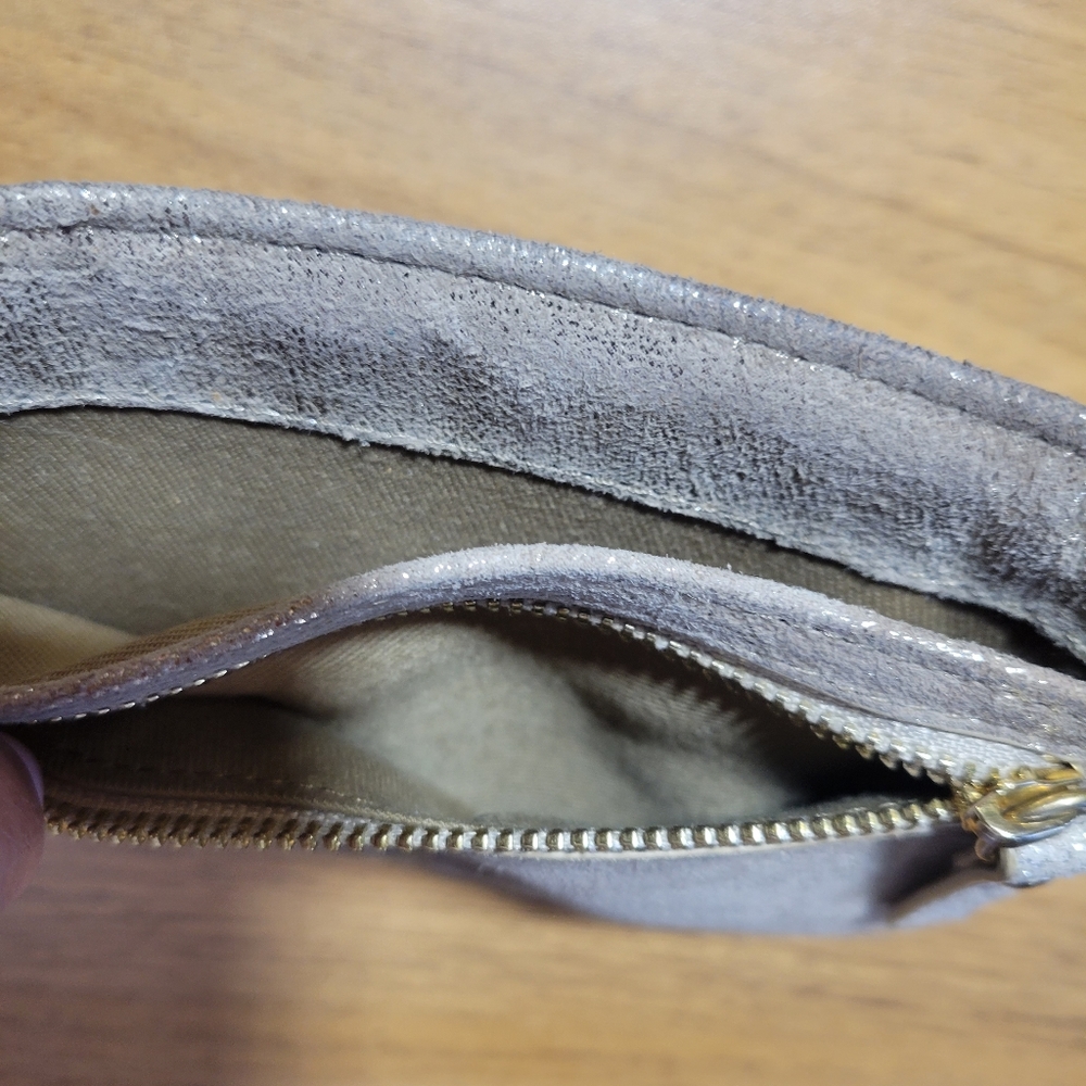 RFID Gold Leather Wallet - Picture 3 of 6